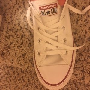 White Converse, Chuck Taylor’s LIKE NEW